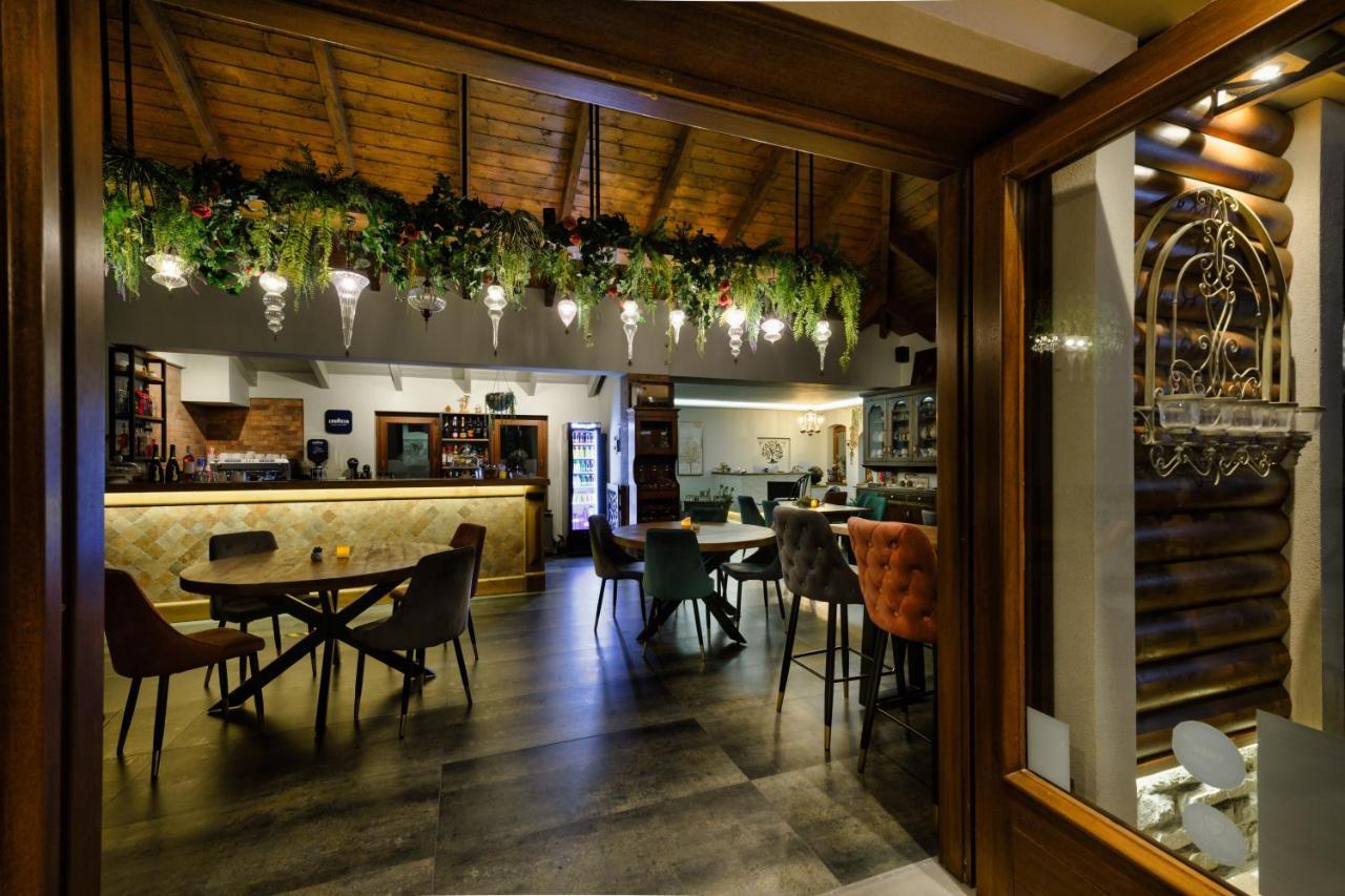 Albero Hotel Perama  Zewnętrze zdjęcie
