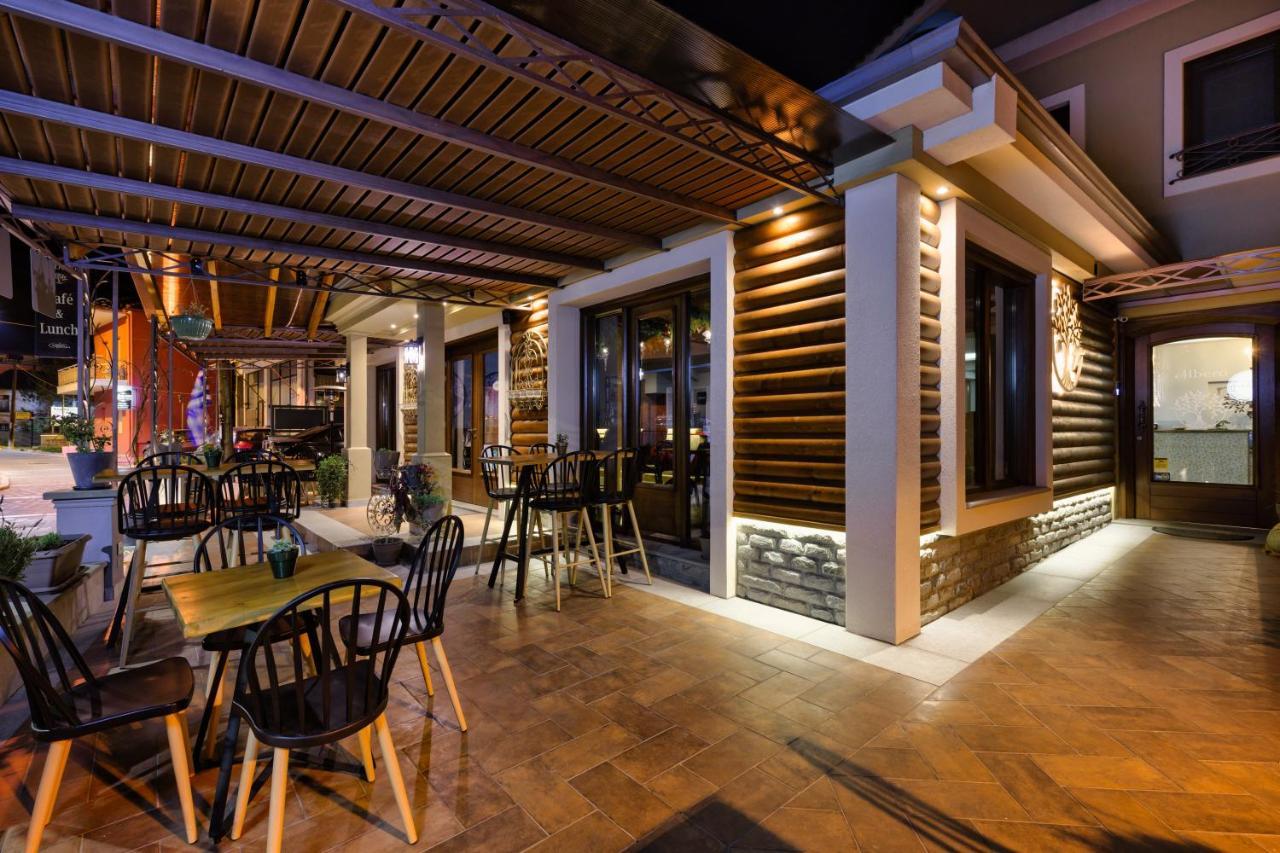 Albero Hotel Perama  Zewnętrze zdjęcie
