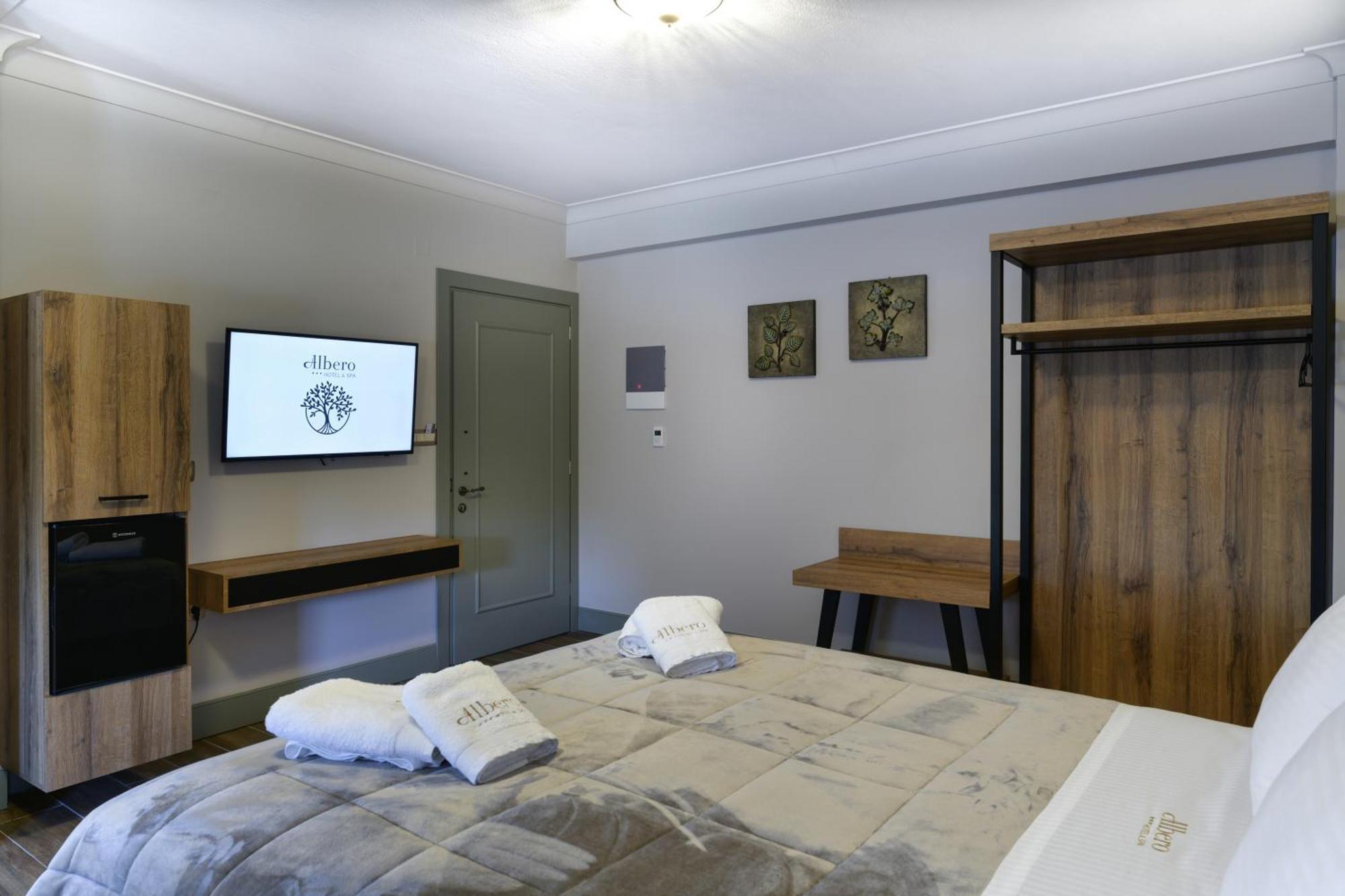 Albero Hotel Perama  Zewnętrze zdjęcie